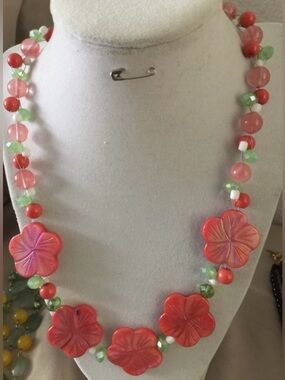 Floral Beaded Necklace - Pink and Green